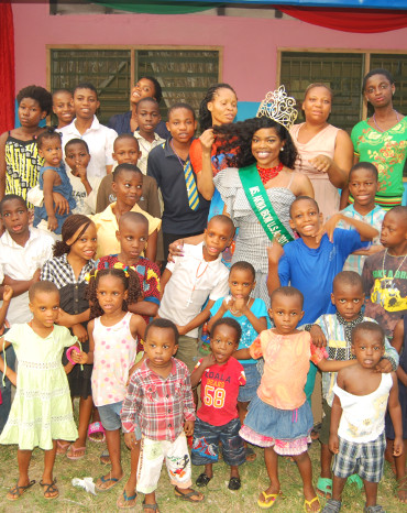 Gallery, Visit to Mother Charles Walker Children Home